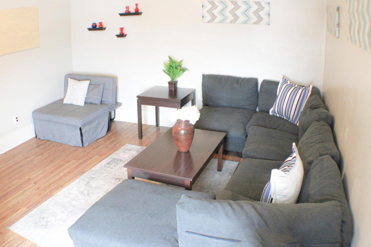 Steps Away From Hospital - 2 Queen Bed - City View Pittsburgh Ngoại thất bức ảnh